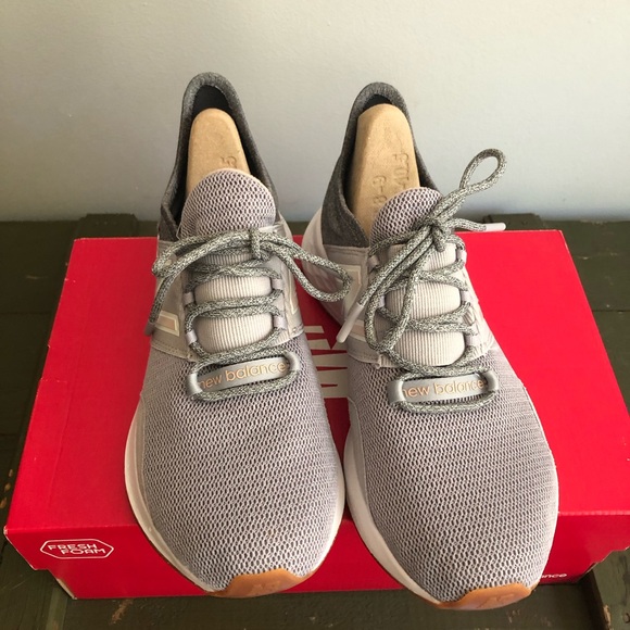 New Balance Shoes - NEW BALANCE FOAM ROAV 🖤 only worn once!!